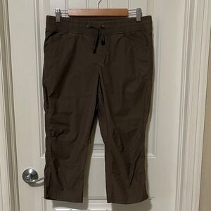 Eddie Bauer Women's Brown Cargo Pants